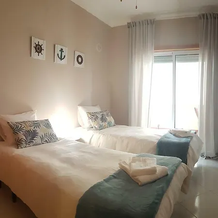 Alto Do Quintao - T2 Com Piscina アパート *