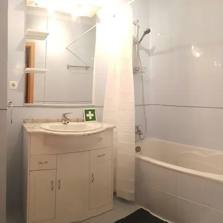 Alto Do Quintao - T2 Com Piscina *